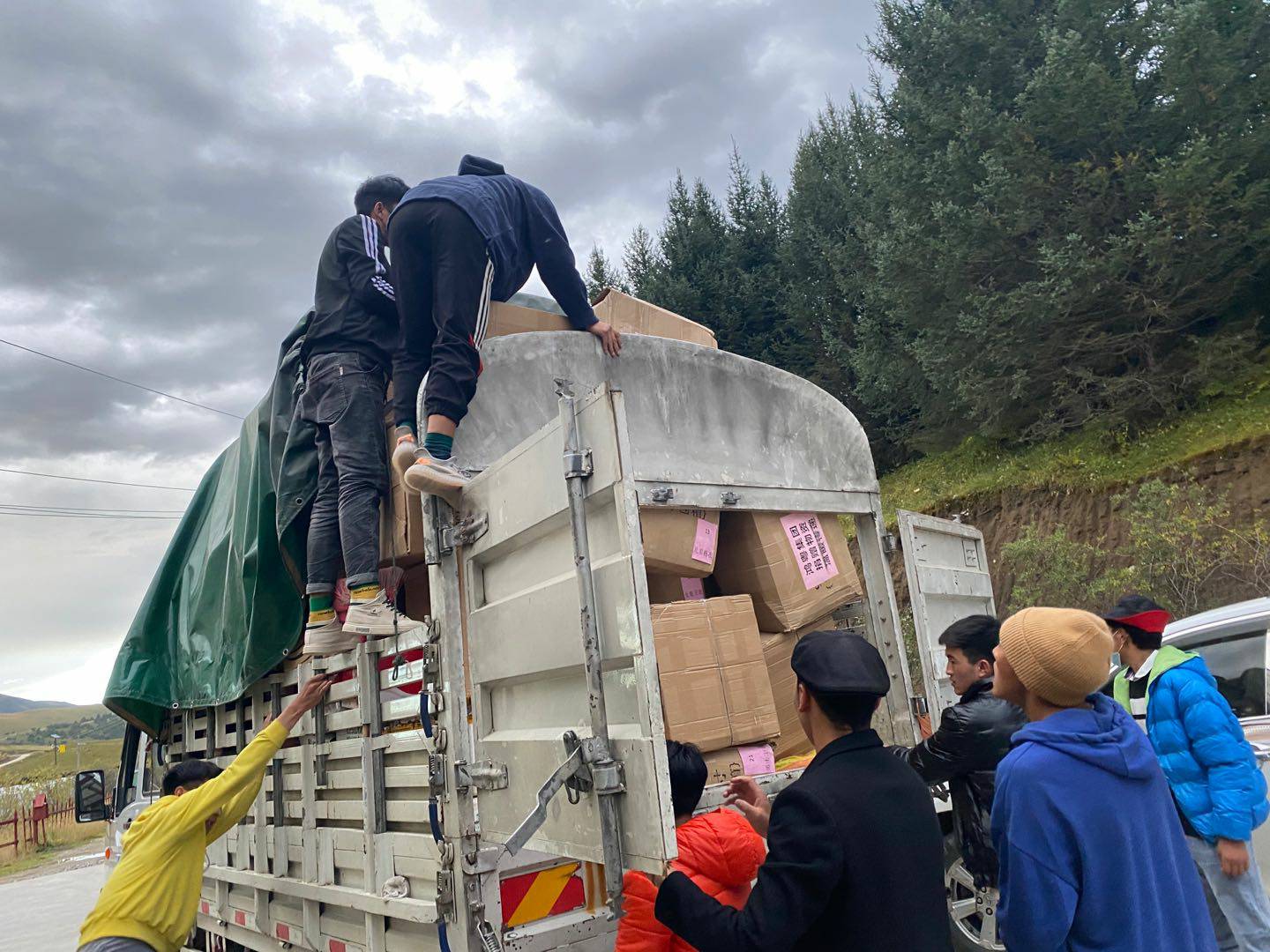 济南焦明科技创新有限公司公益回顾丨家国同欢月同圆 温暖满载甘孜州(图5)